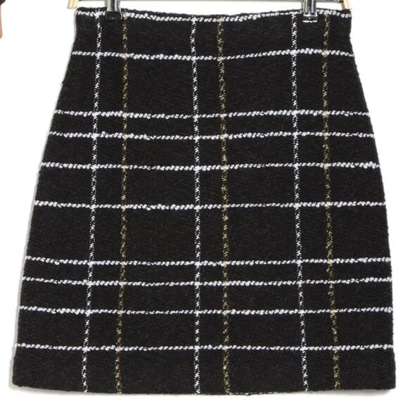 St. John Skirt Textured Intarsia Grid Print Knit Pull-On Mini Size Medium - Picture 2 of 7